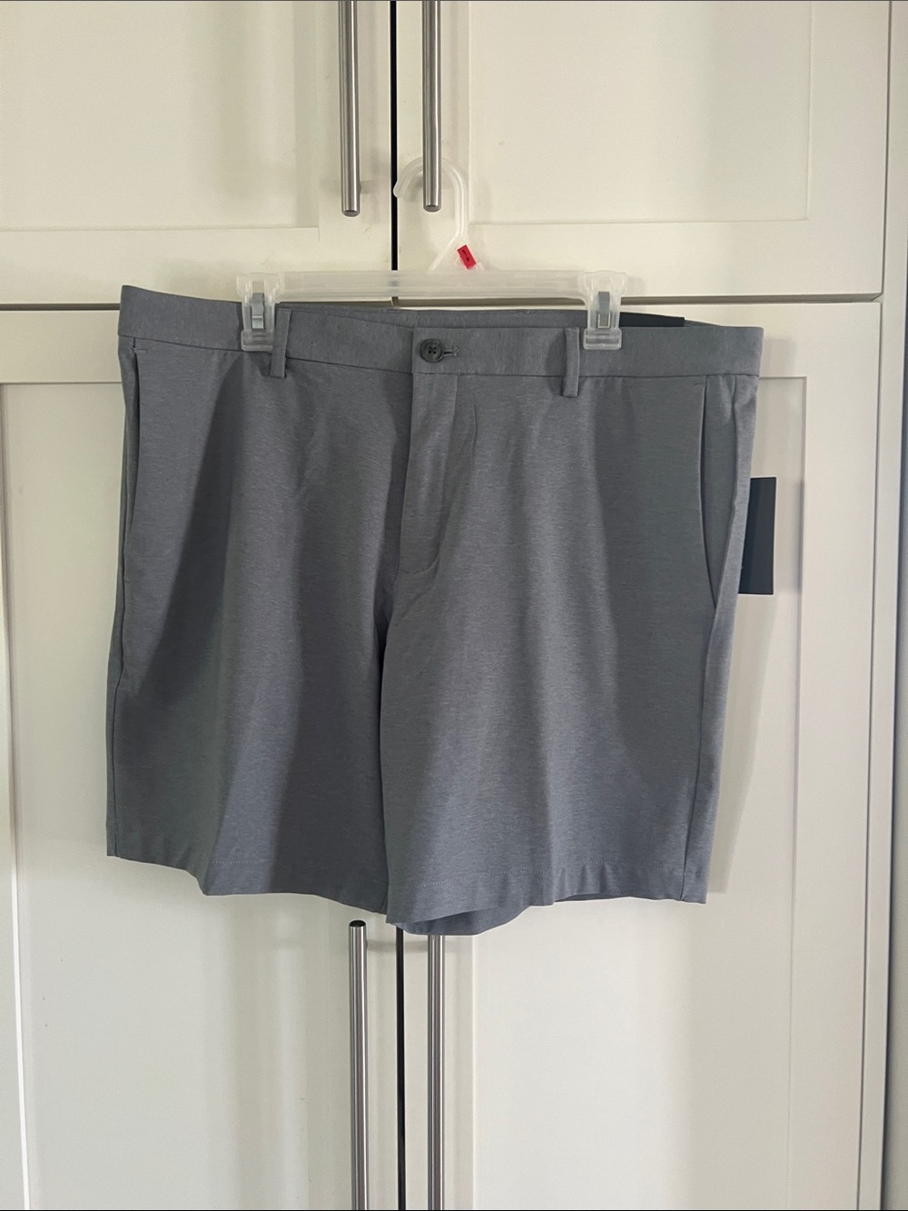 Perry Ellis Gray Flat-Front Performance Shorts